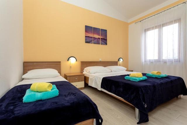 Apartments Marinko バスカ エクステリア 写真