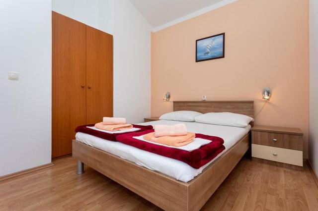 Apartments Marinko バスカ エクステリア 写真