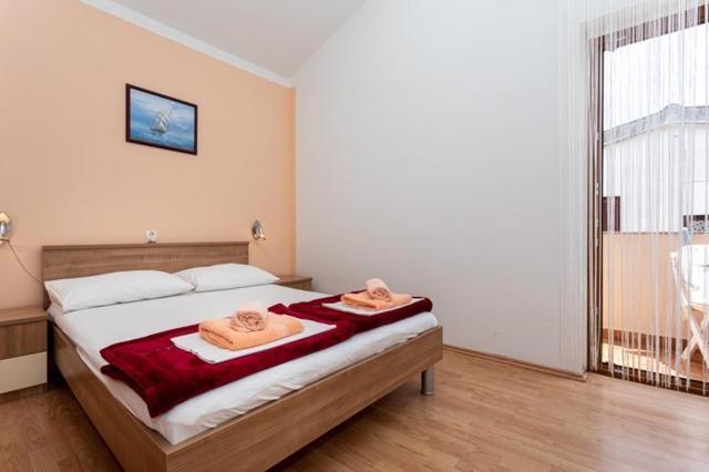Apartments Marinko バスカ エクステリア 写真